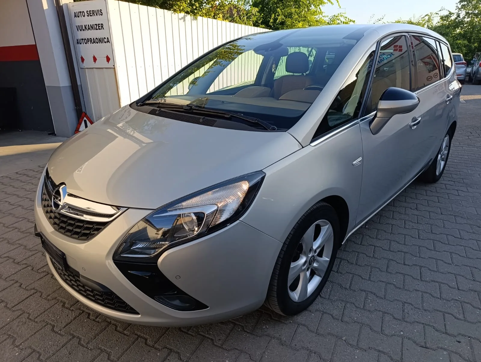 Opel Zafira 1.4
