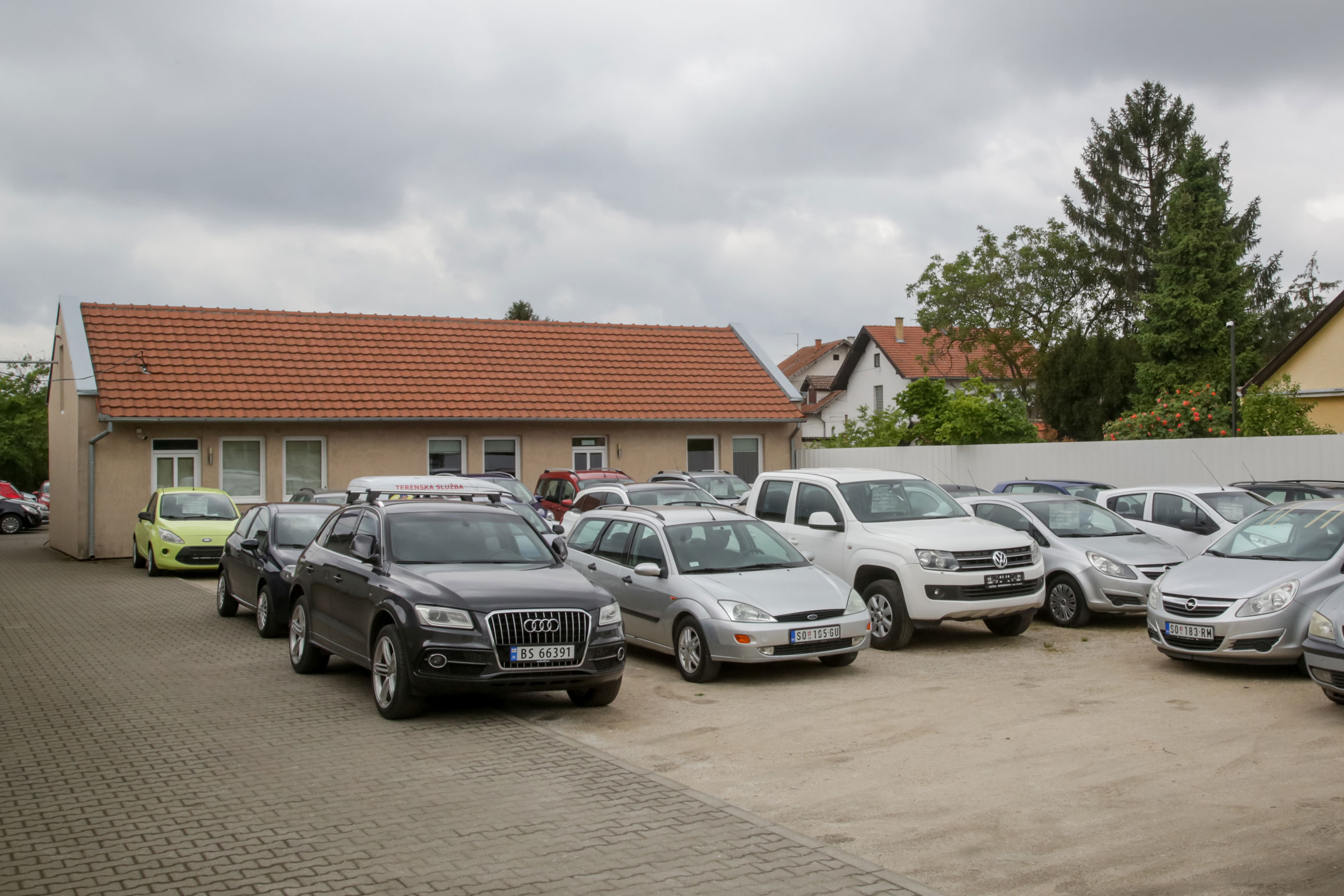 Polovni automobili