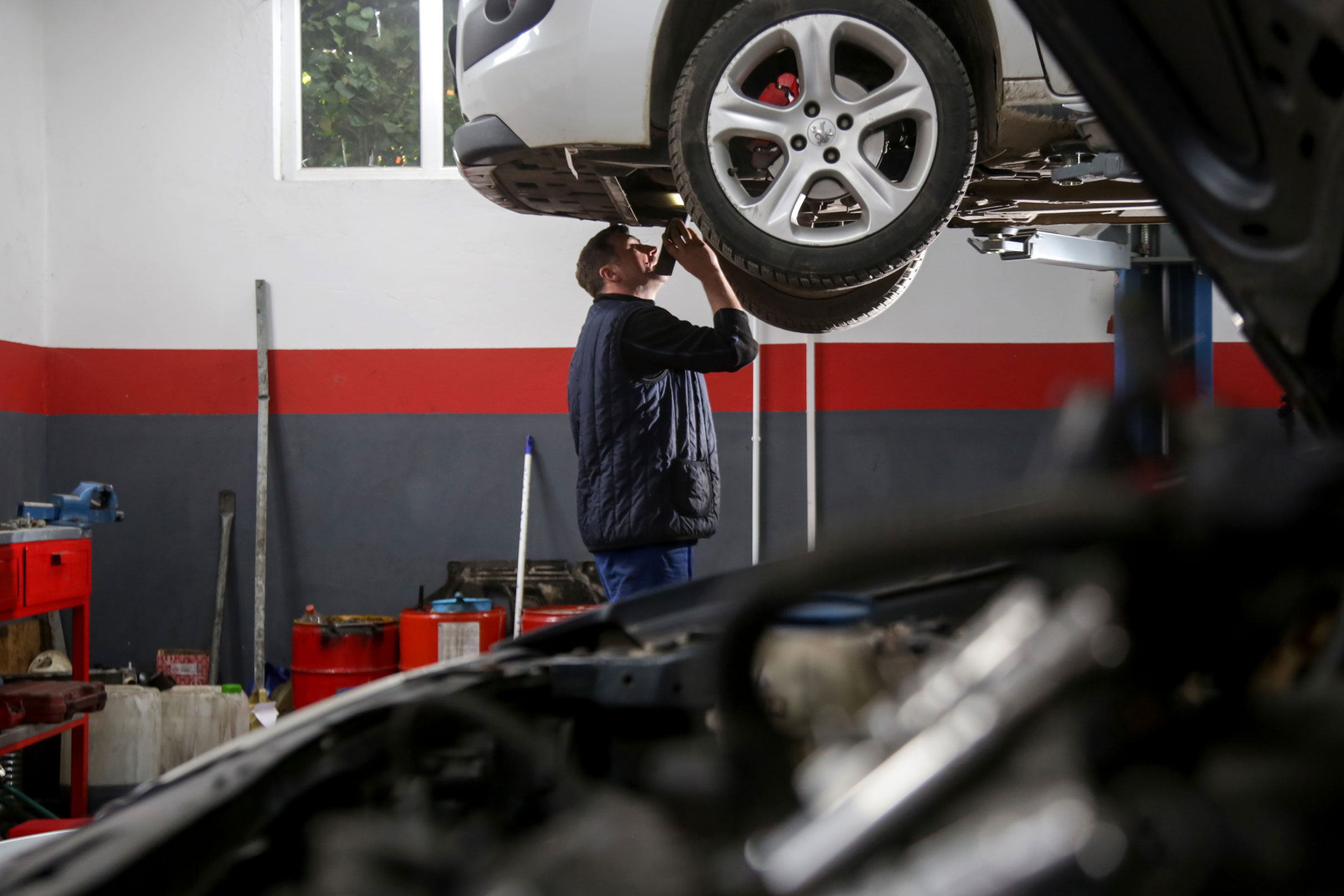 Servisiranje i popravka automobila
